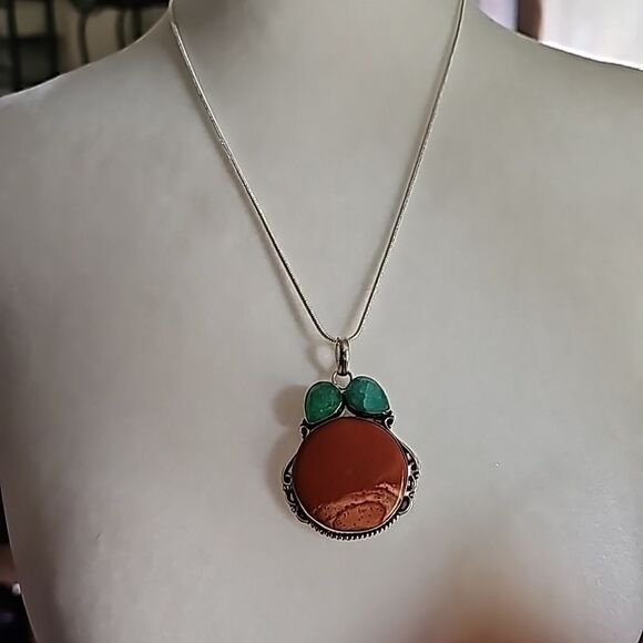 Natural Jasper w/Emeralds Stone Necklace 18" 925 Silver - Picture 2 of 6